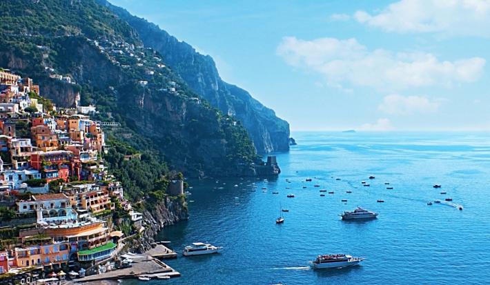 Yachting Around The Amalfi Coast